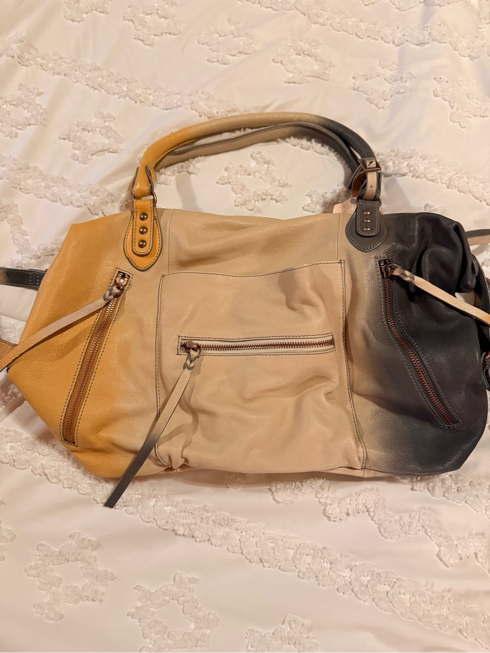 Free People Ombré Leather Tote in Tan, Cream & Gray 🔥🔥🔥🔥 Color sold out. - Picture 3 of 6